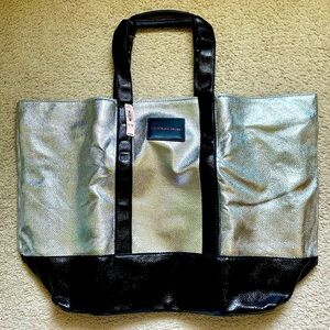 Victoria’s Secret Overnight Bag